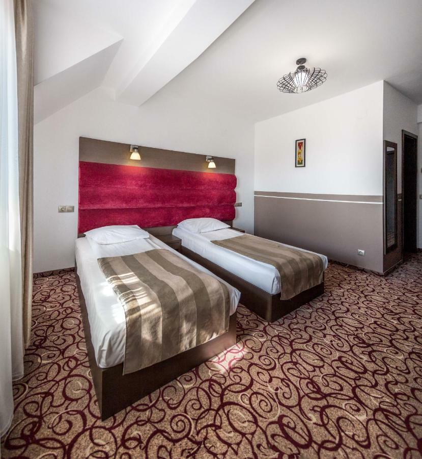 Hotel Bliss Σίμπιου Εξωτερικό φωτογραφία